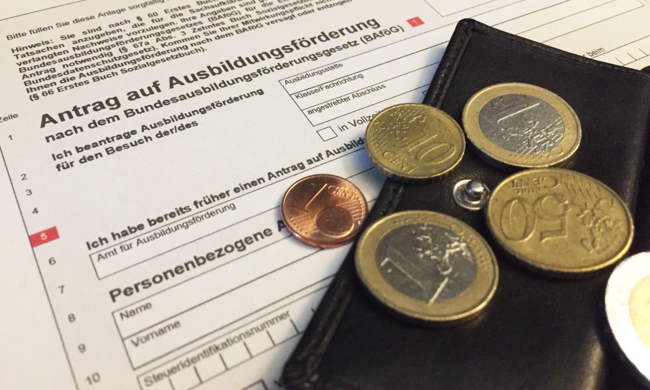 Nach Feierabend erstmal arbeiten gehen? Wie Studenten ihren Lebensunterhalt aufbringen