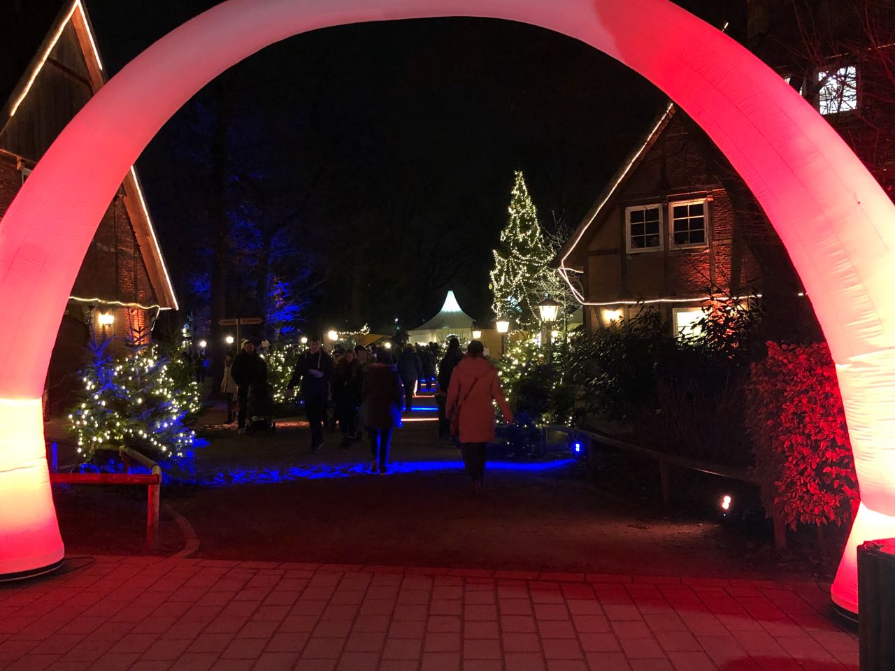 Weihnachtsmarkt im Zoo? – Tagger