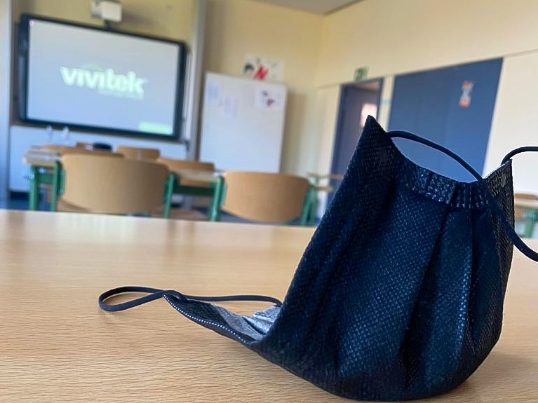 Entspannte Lage lässt Masken fallen