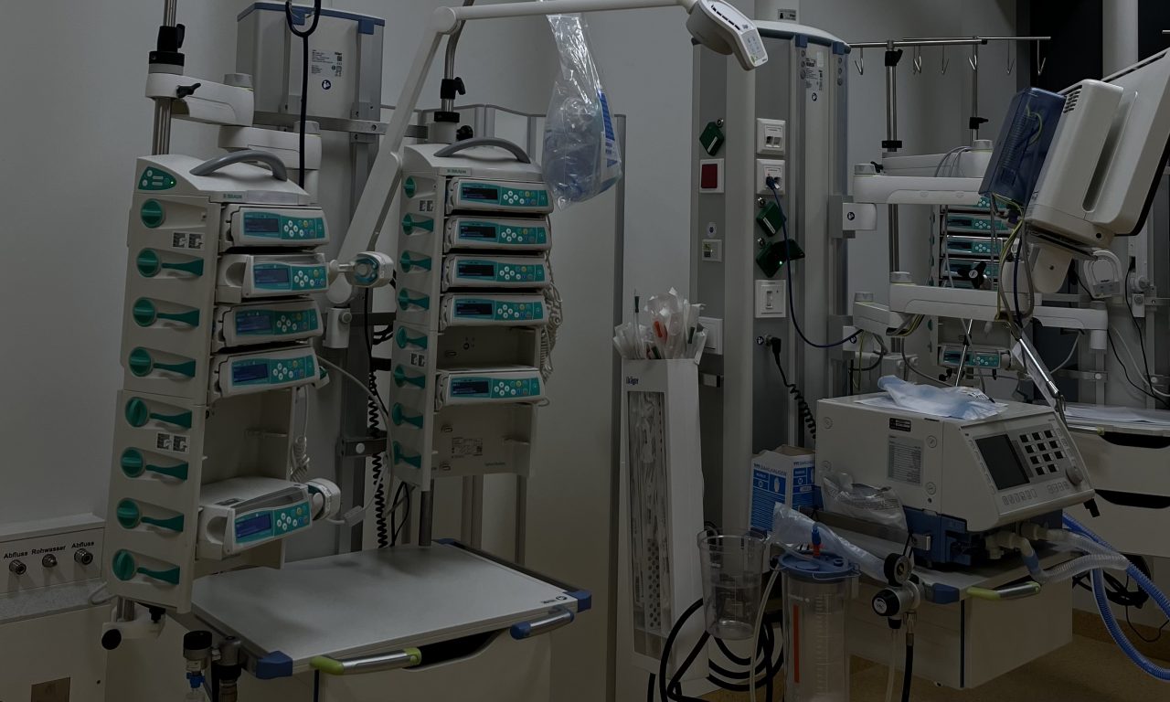 <strong>Am Beatmungsgerät die Lichter brennen</strong>