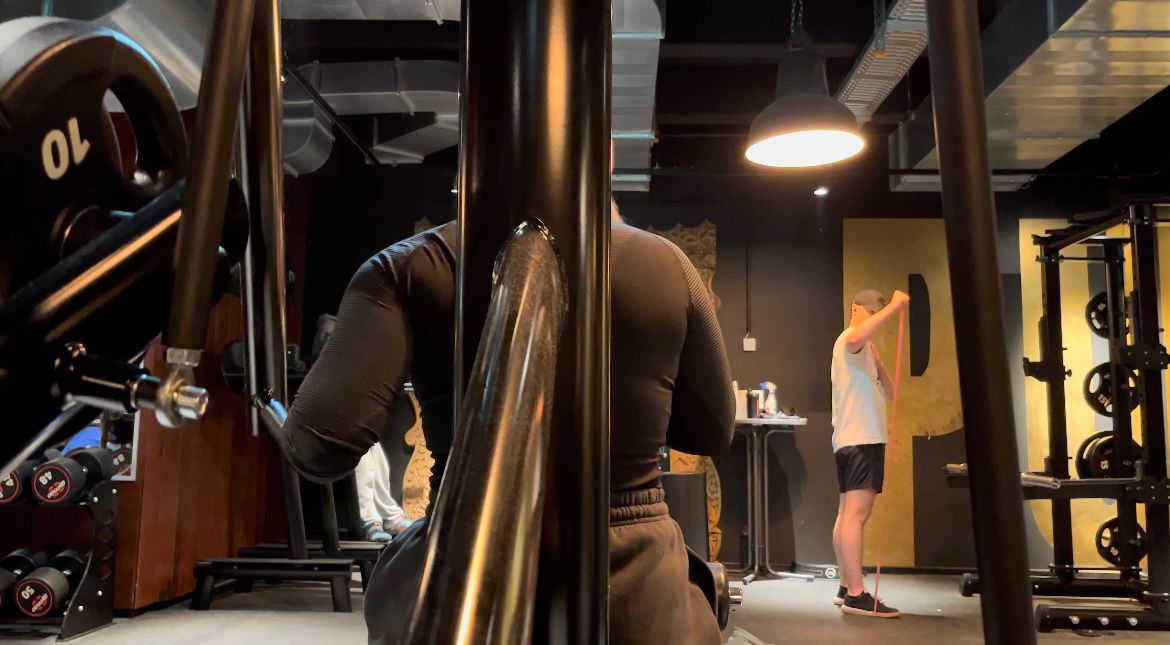 <strong>Muskulös und weiblich – Frauen im Kraftsport</strong>