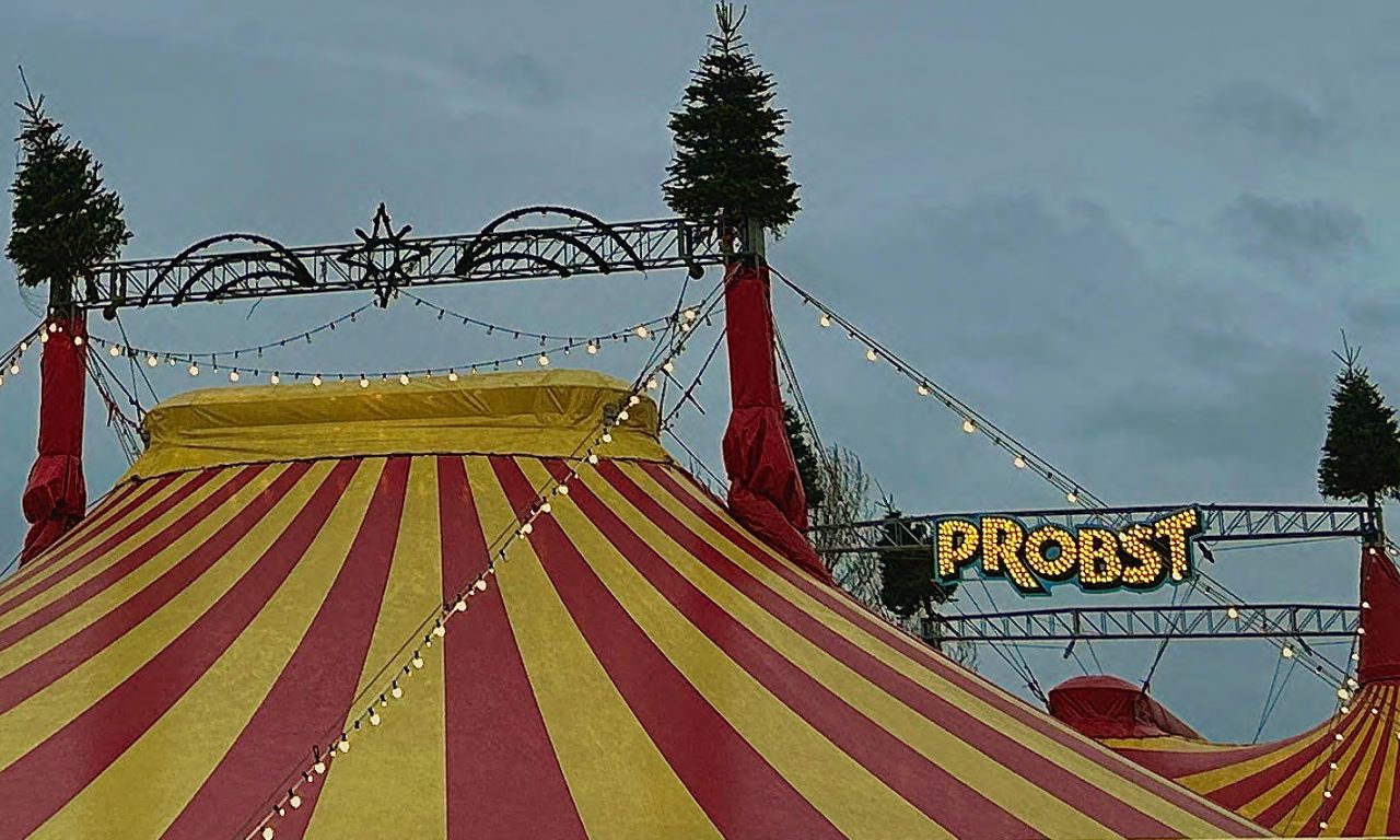 <strong>„Zirkus: Die letzte Oase der Freiheit“</strong>