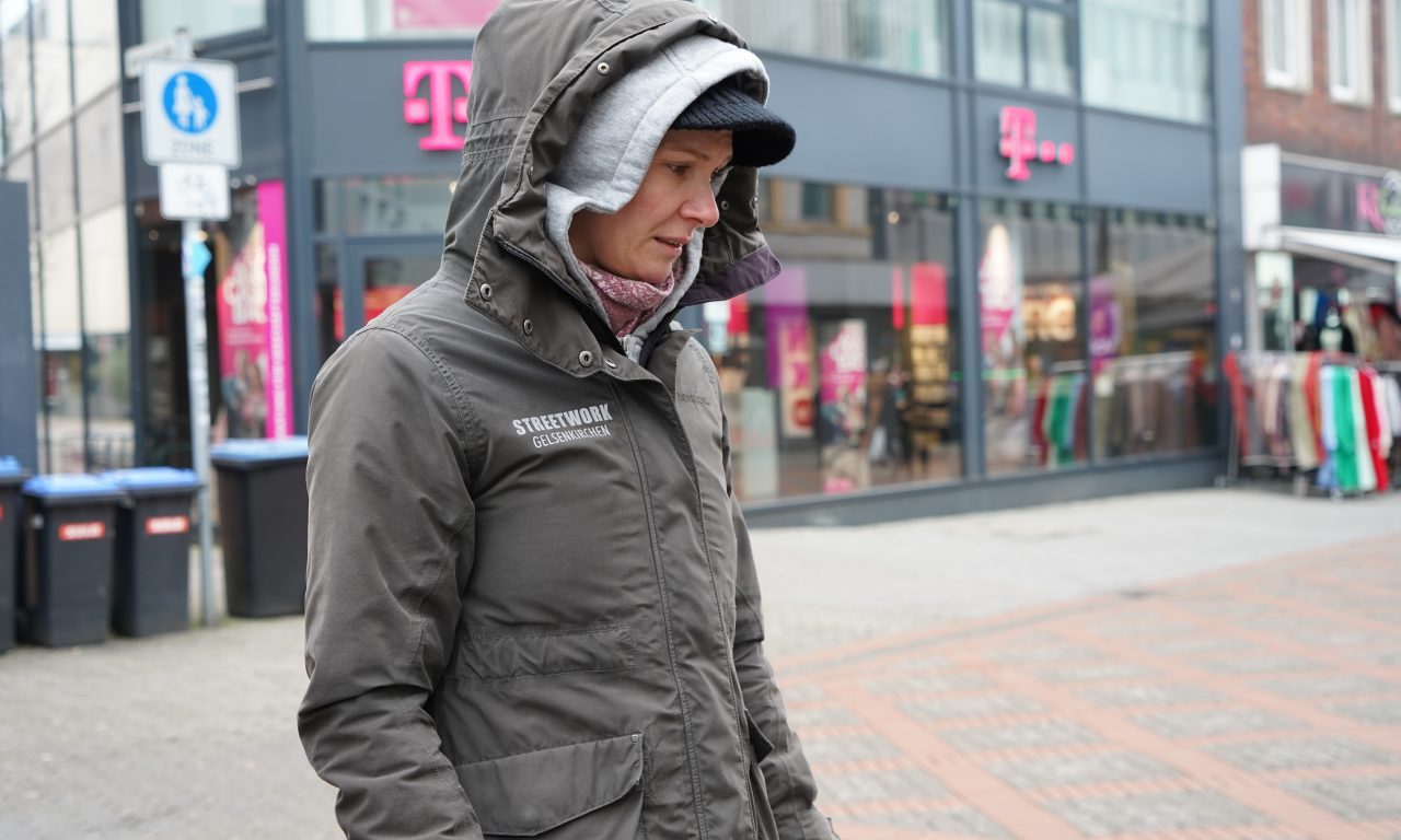 Helfen, wo andere wegsehen